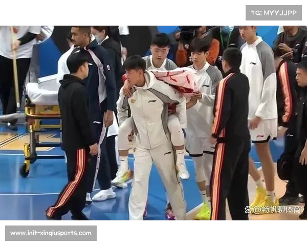 京粤大战惊魂一幕！徐杰重伤退场，广东不败金身告破